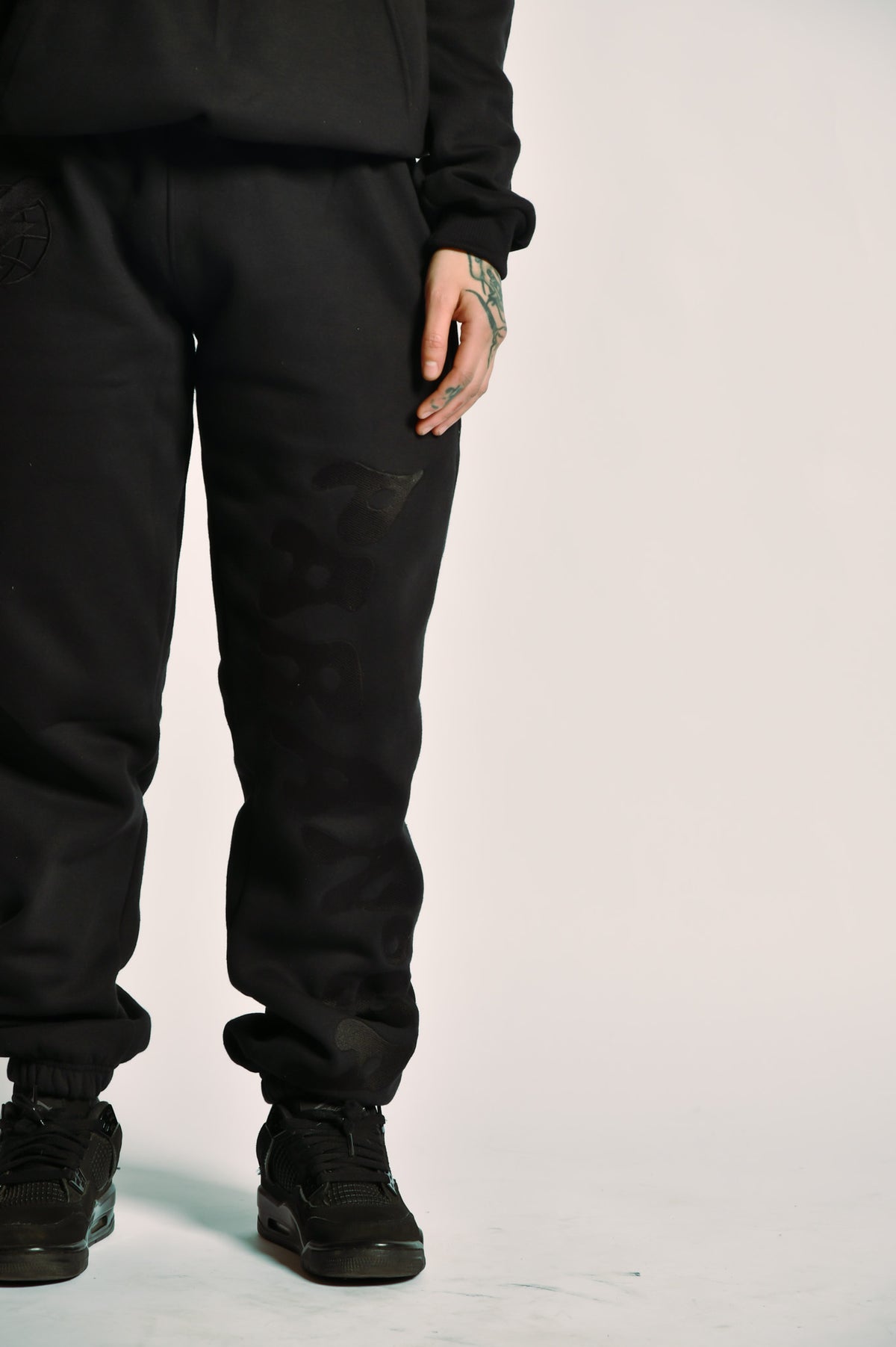 Onyx "Keep you Alive" Sweatsuit